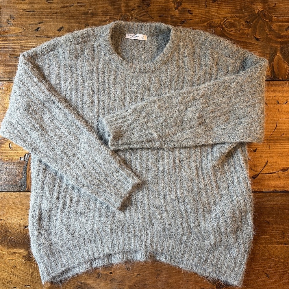 Women's Cozy Oversized Small Fluffy Fuzzy Gray Granny Sweater Wool Blend
